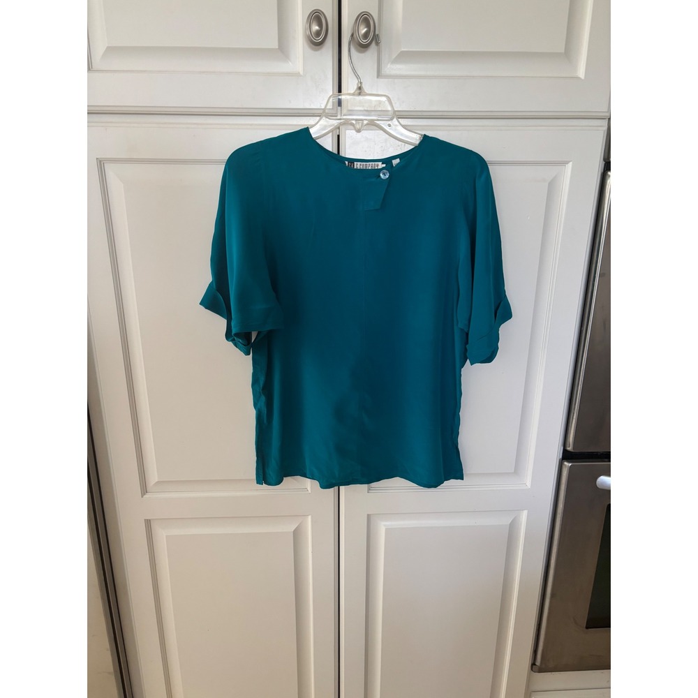 SK & Company Teal Blue 100% Silk Short Sleeve Asymmetrical Button Blouse Size 8
